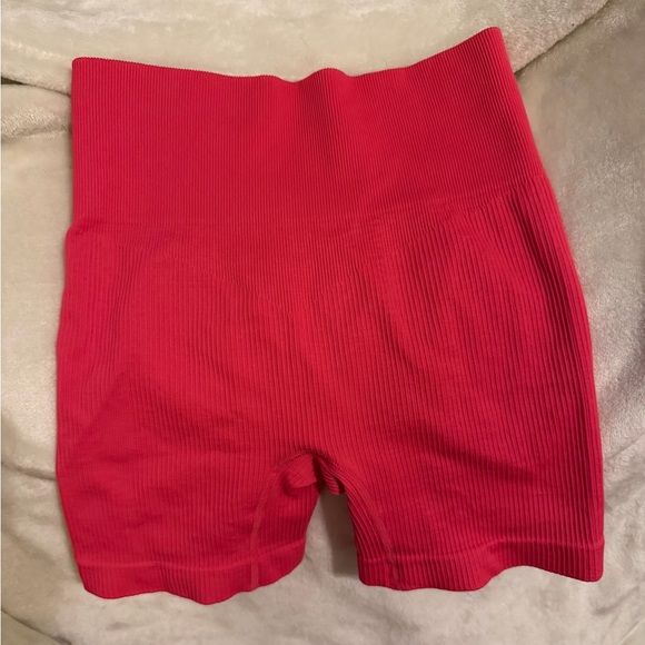 Pink Ribbed Nylon Spandex Top - Picture 3 of 3